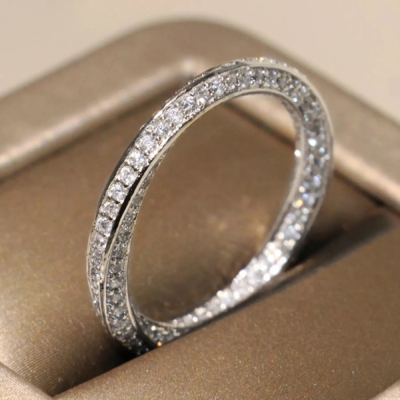 Huitan European And American Cross-Border Simple Classic Fashionable Popular Engagement Ring Micro-Inlaid Zircon Women's Jewelry