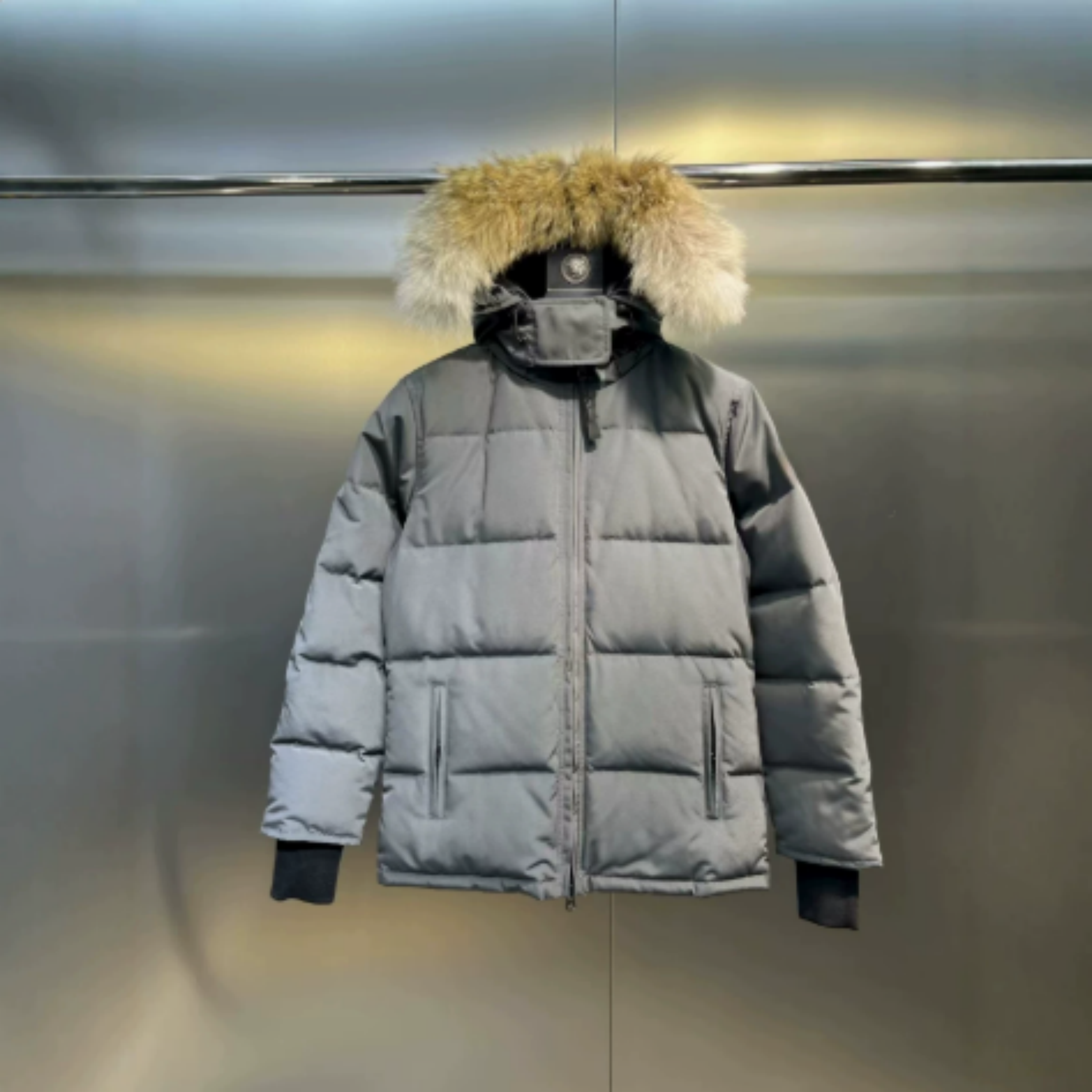 2026 Women Jacket White Down Jackets Down Puffer Jacket Outerwear Coat Women's winter warm fur coat Women Winter FluffyWomen's Black Puffe