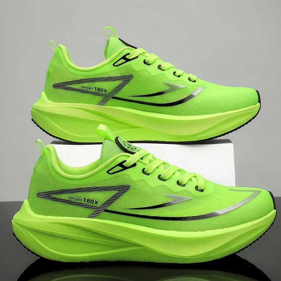 Casual Shoes Womens Carbon Plate Running Shoes Men's Marathon Sneakers Casual Speciality Lightweight Athletic Nonskid Sneakers H261016
