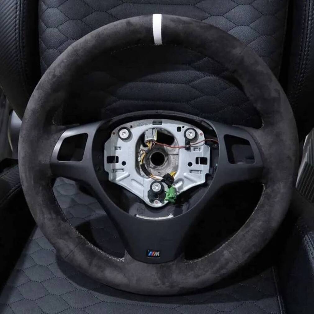 Steering Wheel Cover Covers Car Steering Wheel Braid Cover Customized Anti Slip Suede Leather For BMW Sport M3 E90 E91 universal protector E92 E93 E