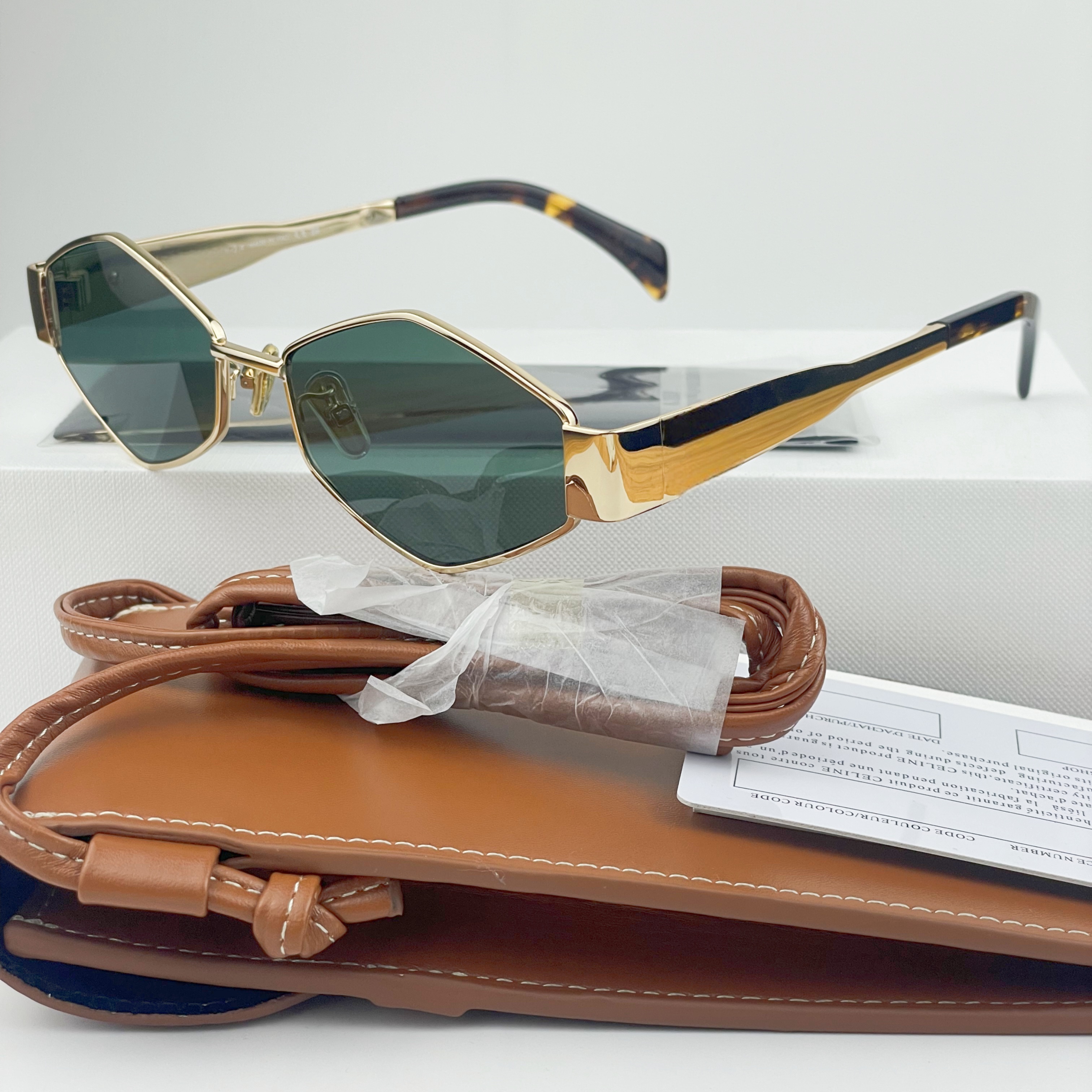 Fashion Small Metal Frame Irregular Sunglasses Titanium Alloy Frame Women Aesthetic Brand Designer Summer Ladies For Sun Glasses fashion sunglasses