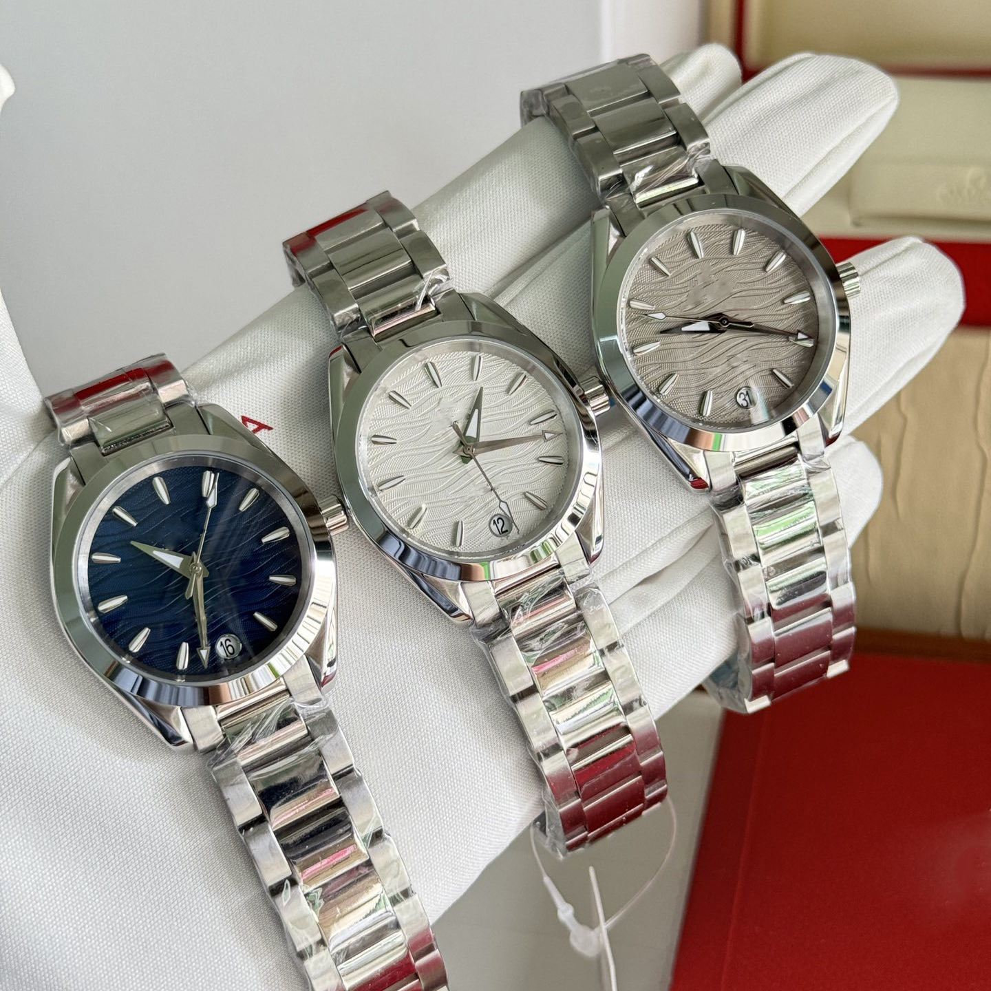 Designer Ladies Watch SeaMasteris 150 Quartz Watch 34mm Luminous Dial Watch High Quality Stainless Steel Folding Buckle Strap