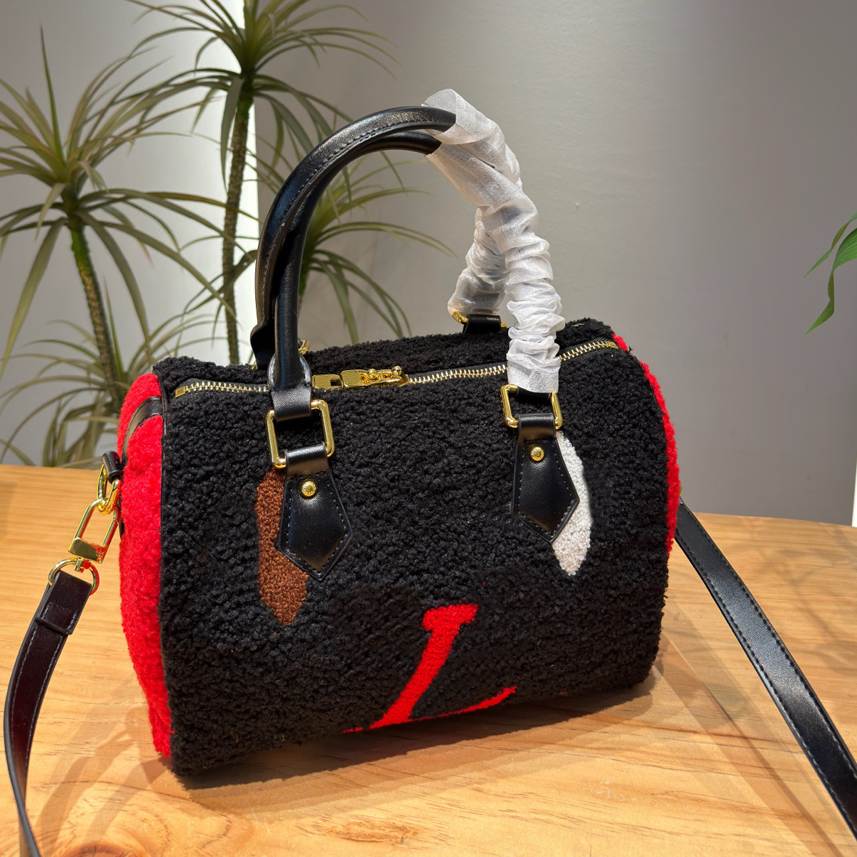 19 Style Fluffy Bumbags Designer Chest Bags Men Women Fanny Pack Letters Bumbag Cross Body Teddy Bags Fannypack Mens Chest Bag Pillow Bags