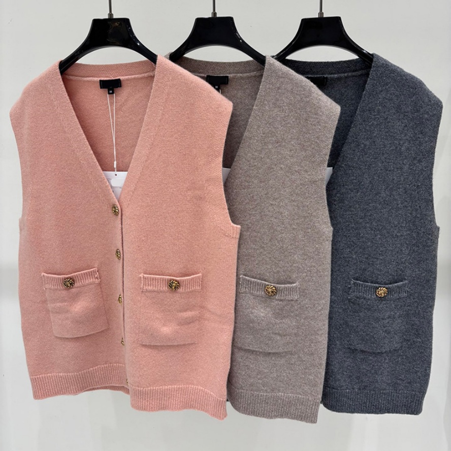 Women Elegant Knit Tank Tops Designer Classic Slim Fit Knitted Waistcoat Resort Vacation Loose Sleeveless Knit Tops