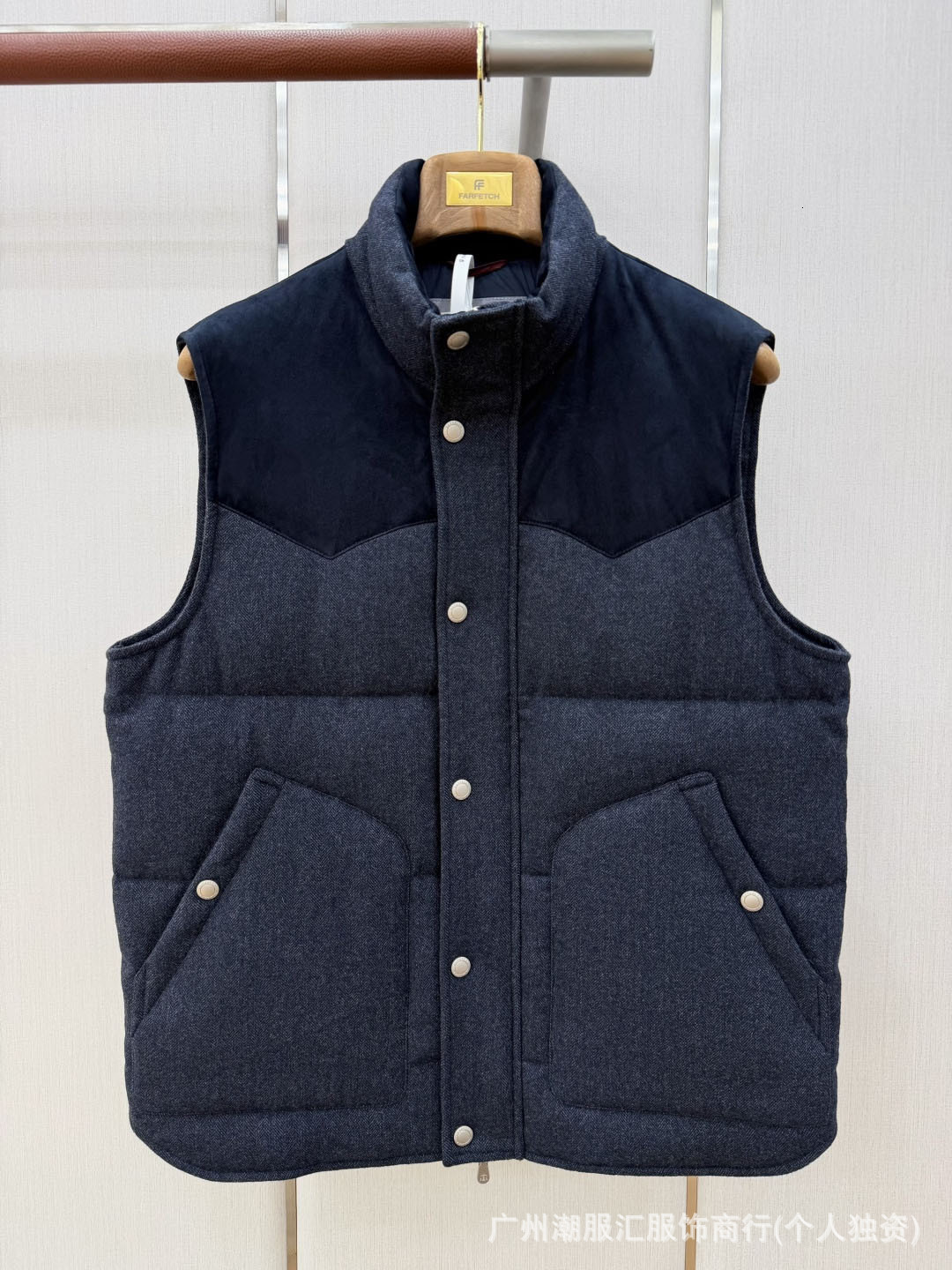 Light luxury men's retro flannel patchwork down with stand-up collar, snap buttons, zipper closure, a warm autumn and winter vest top