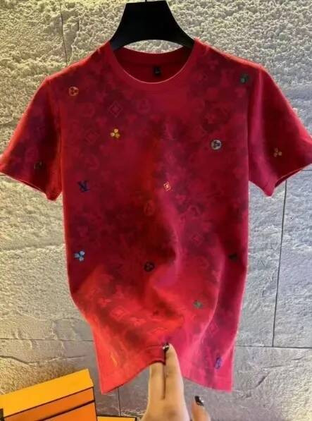 louis 2026 Spring/Summer New Fashion Men Versatile High Quality Fashionable T Shirt Short Sleeve lv 252