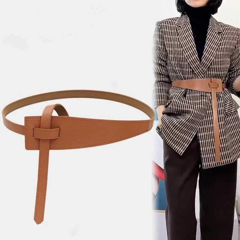 Slim Leather Perforated Belt PU for Women Gis Korean New Casual Fashion Decoration with Dress Waist Strap and Waist Rope M261016