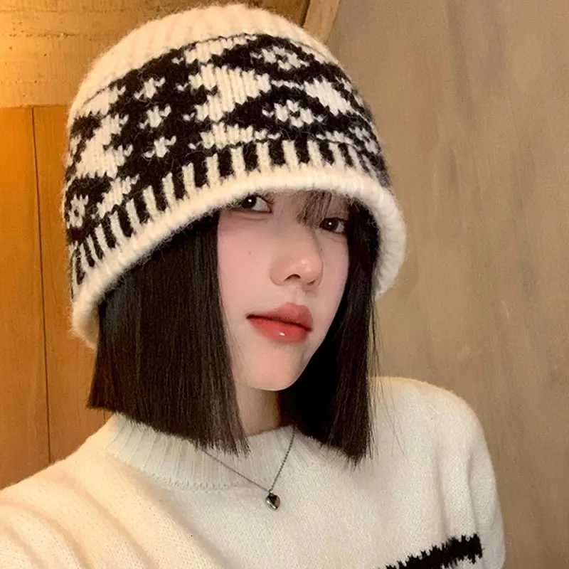 Beanie/Skull Caps New Autumn Winter Knitted Cap Wool Fisherman Hat Retro Coldproof Beanie for Korean Windproof Warm Big Head Hats for Women Man Q261