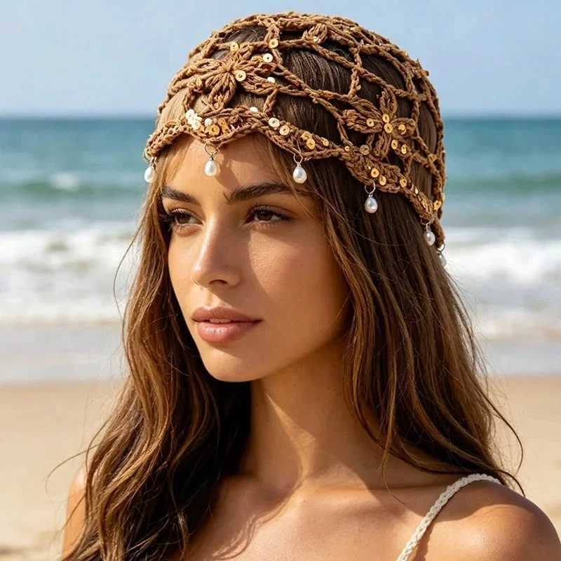 Beanie/Skull Caps Bohemian Sequined Hollow Flower Knitted Beanies Cap for Women Spring Summer Travel Versatile Retro Pearl Fringed Pullover Hat Q261