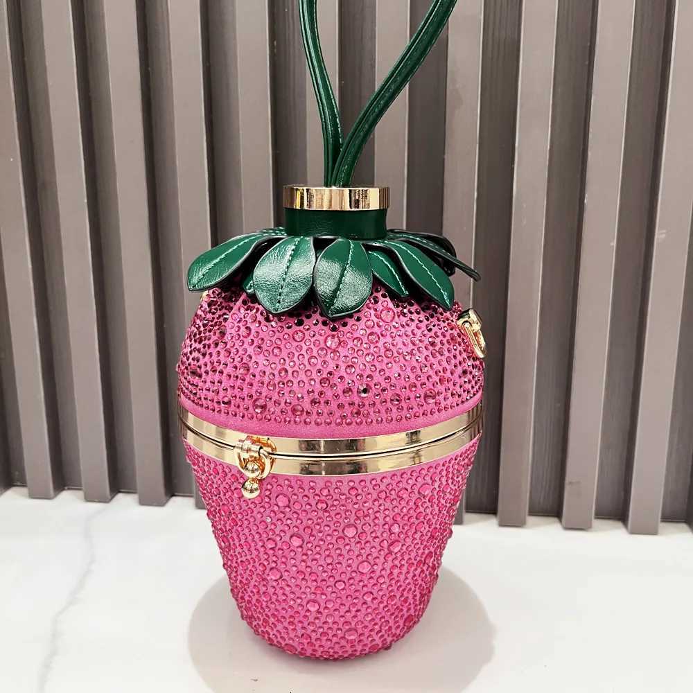 Evening Bags Woman Evening Clutch Bag Rhinestone Strawberry Purse Designer Handle Shoulder Bucket Handbag For Wedding Banquet H261016
