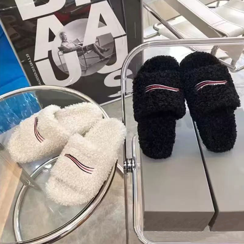 Designer Men Women Luxury Slippers Classic Ladies Wool Winter Fur Fluffy Furry Warm Letters Sandals Comfortable Fuzzy Girl Flip Flop Slides Slipper