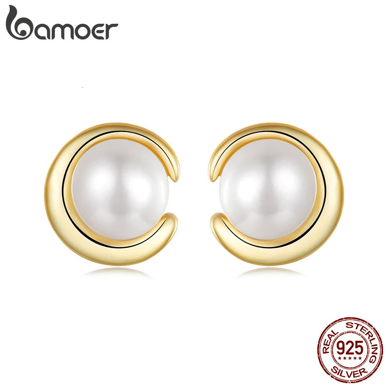 18K Gold Plated Freshwater Pearl Stud Earrings 925 Sterling Silver Elegant Casual Hypoallergenic Stud Earrings for Women 261008