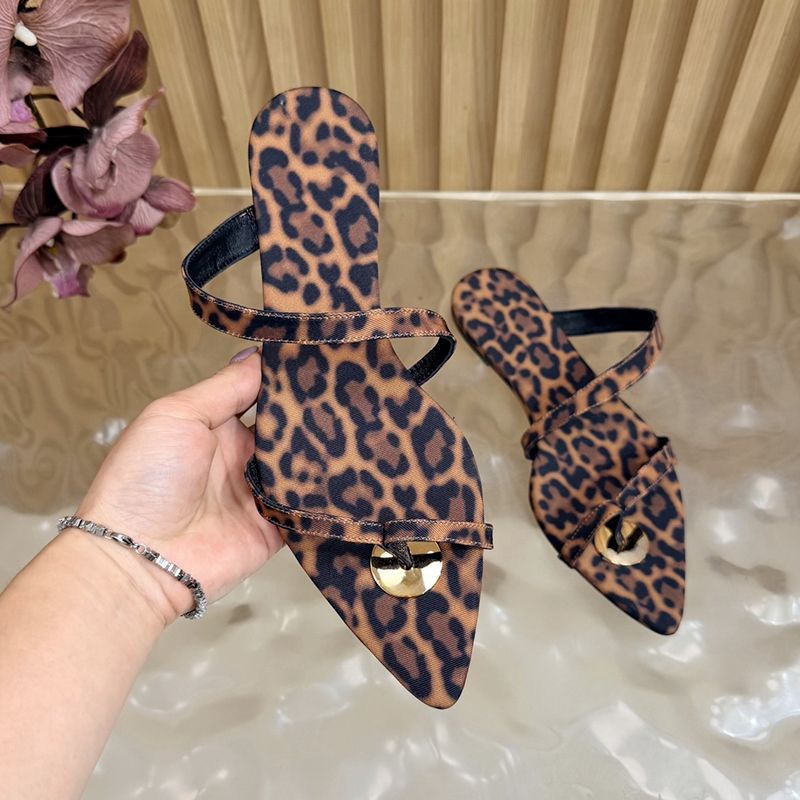 Ladies' flat toe flip flops with leopard print satin pointed sandals, French elegant slim strap flat sandals, summer vacation round metal trim