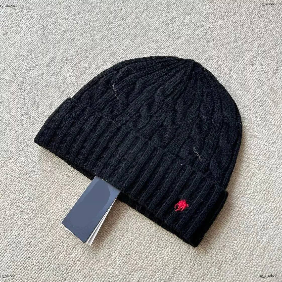 2026Designer beanie hat bonnet casquette skull cap for women men Autumn Winter Outdoor Warm Knitted Hat Fashionable woman Classic Fashion Polo Style