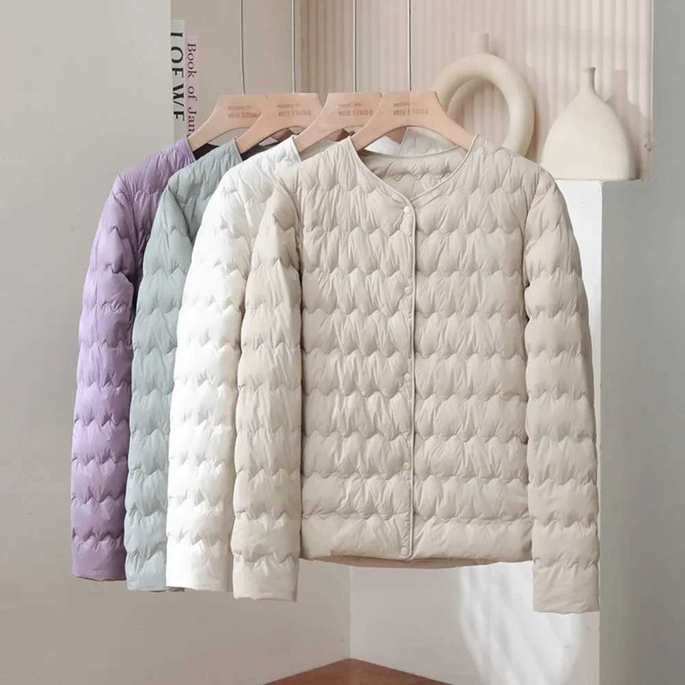 Women's Down Parkas White Duck Down Coat 2025 New Down Jacket Woman Autumn Winter 90% Liner Ultralight Thin Portable Puffer Jacket Keep Short C