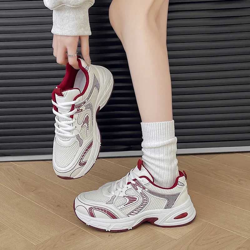 Casual Shoes Spring and Autumn New Thick Sole Shallow Mouth Breathable Lace-up Match Color Sneakers Fashion Comfortable Casual Women's Shoes H2