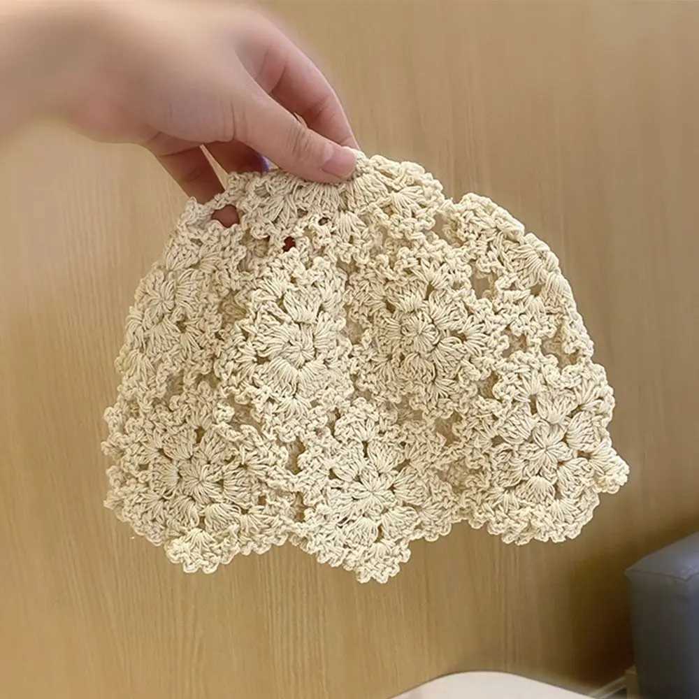 Beanie/Skull Caps Autumn Winter Knitted Hat Hollowed Out Knitted Hat Flowers Lace Beret Cap Fashion Casual Skullies Hat for Women Bonnet Hat Q261017