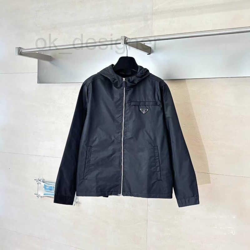 Men's Jackets Designer High quality P casual hooded sports jacket, versatile men's jacket, slim fit windproof men's jacket SVW3