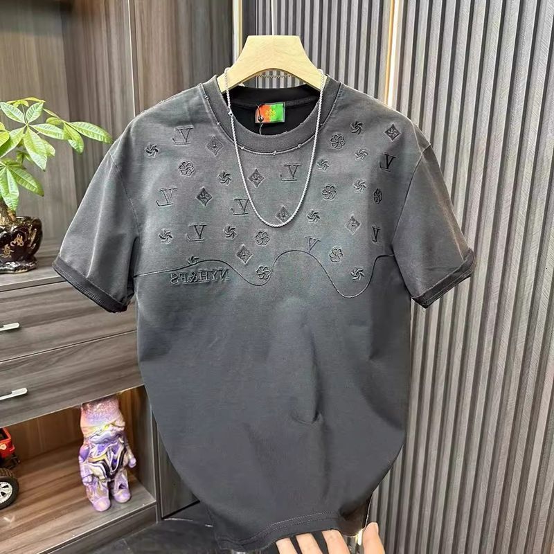 Men T-Shirt Luxury Brand Designer Men Summer Round Neck Embroidered Short T Shirt New Trendy short sleeve Gradient Fashion Versatile Casual Half Sle