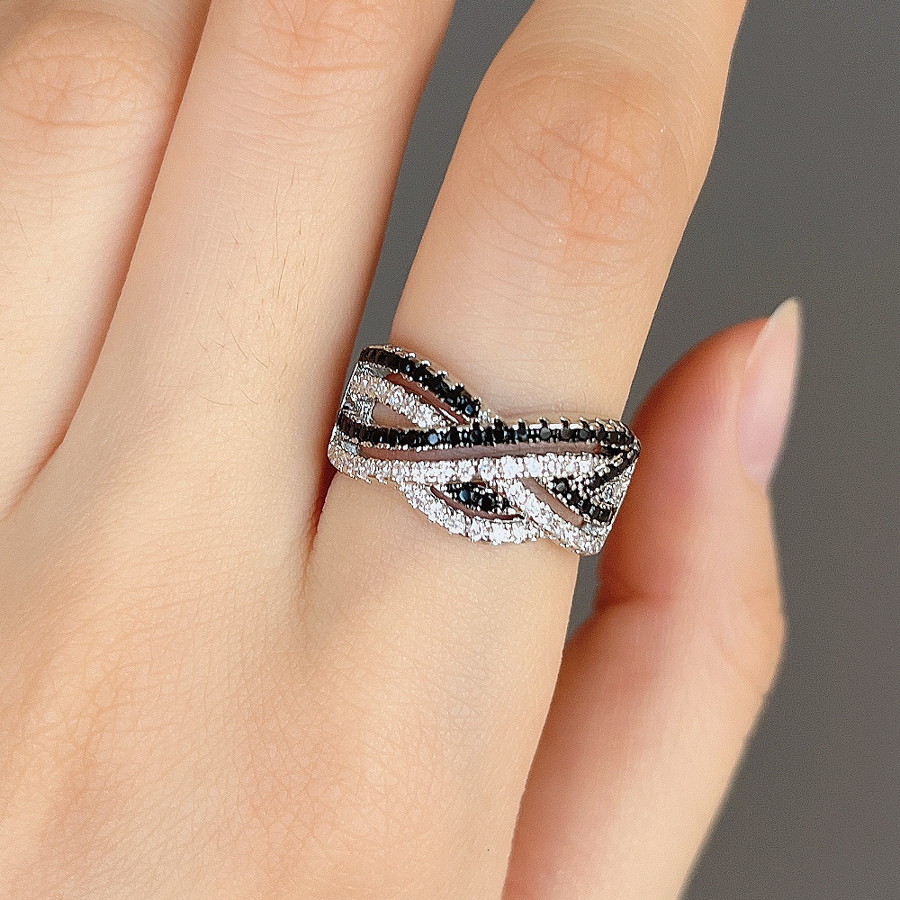 Huitan Amazon Black White Diamond European And American Minimalist Cubic Zirconia Men's Ring, Cross-Border Hot-Selling Wholesale