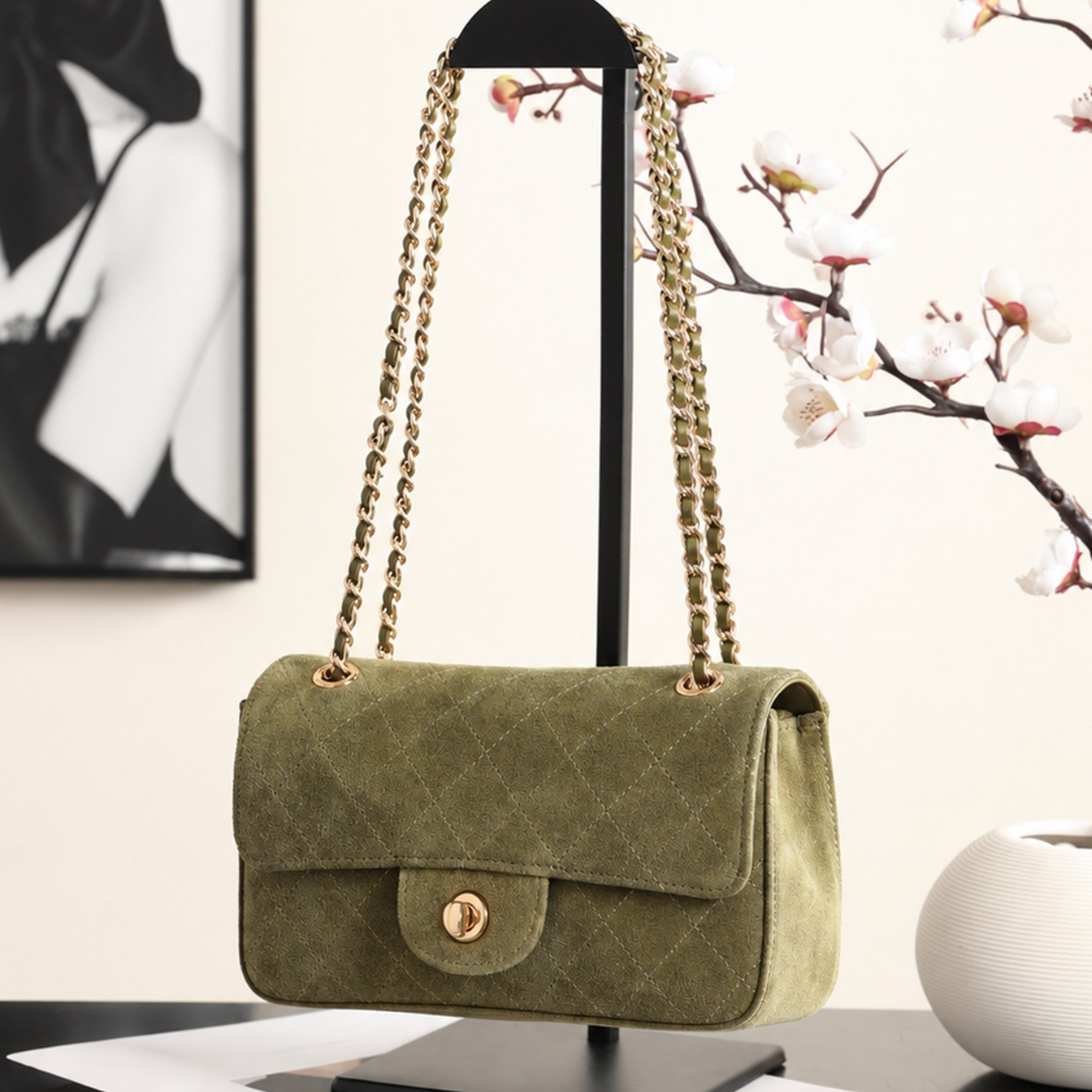 Quilted Mini Flap Bag Pebbled Calfskin Leather Chain Strap Turn Lock Elegant Shoulder Purse for Shopping Top-Tier Designer New Arrival