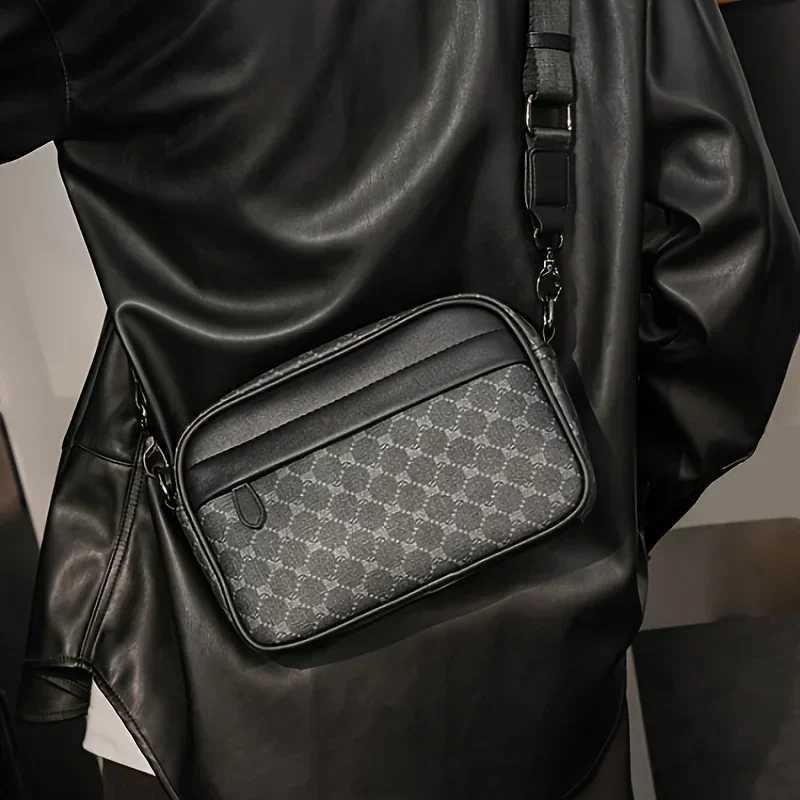 Designer Luxury Square Crossbody Bags Totes Men Fi Plaid Men Shoder Bag Business Messenger Bag Mens Handbag Sahels Tote Purse J261016