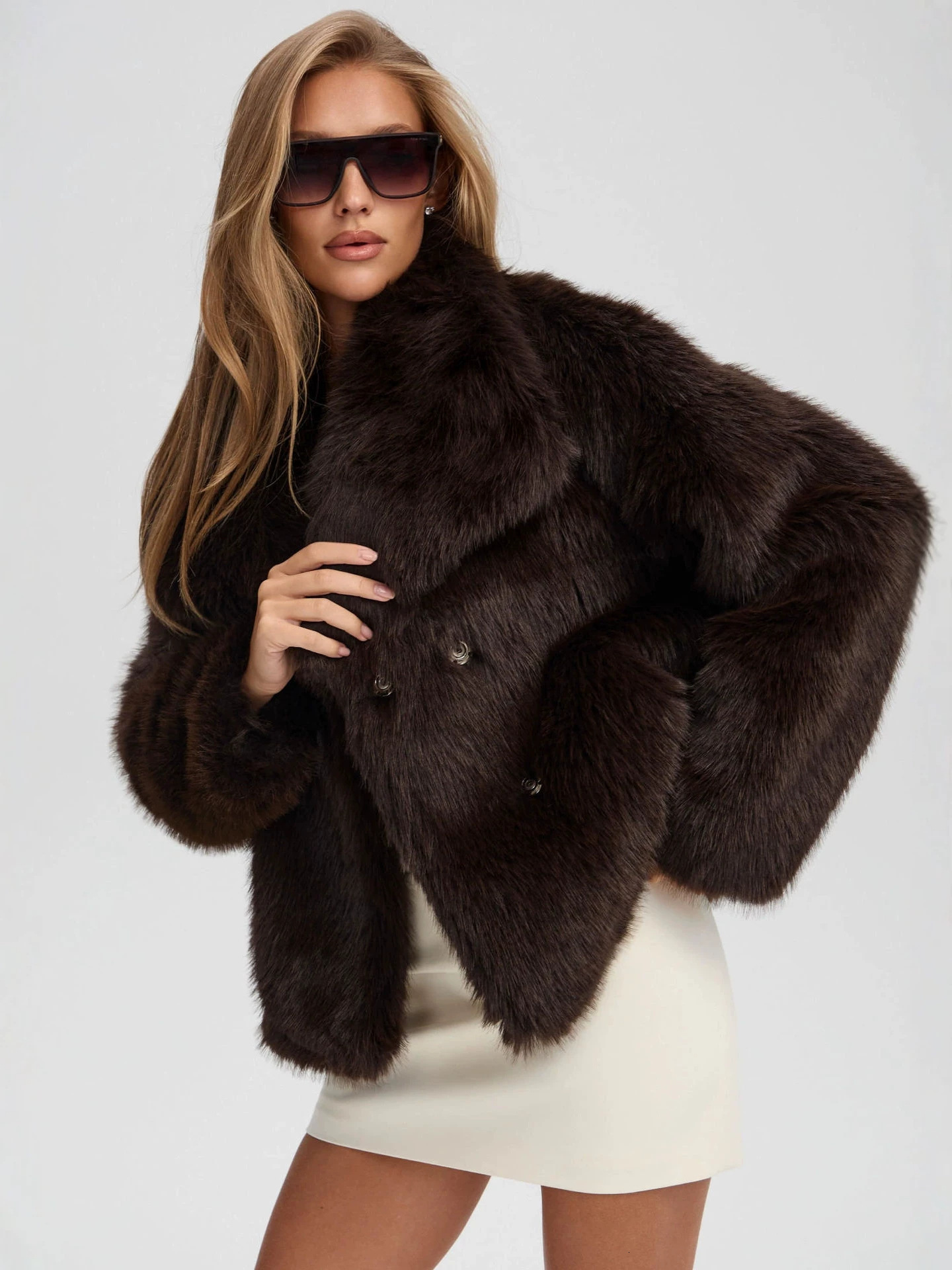 European American Cross-Border Best-Selling Dark Brown Faux Fox Fur Coat For Women, Featuring A Large Lapel, Double-Breasted Design, And Plush, Warm