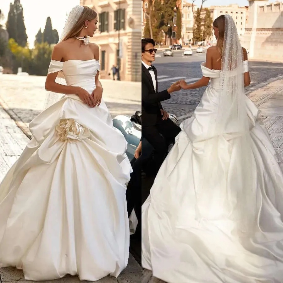 Simple Vintage A Line Wedding Dresses Off Shoulder Satin Sweep Train Draped Hand Made Flowers Bridal Wedding Gowns Country Wedding Customize Plus Si