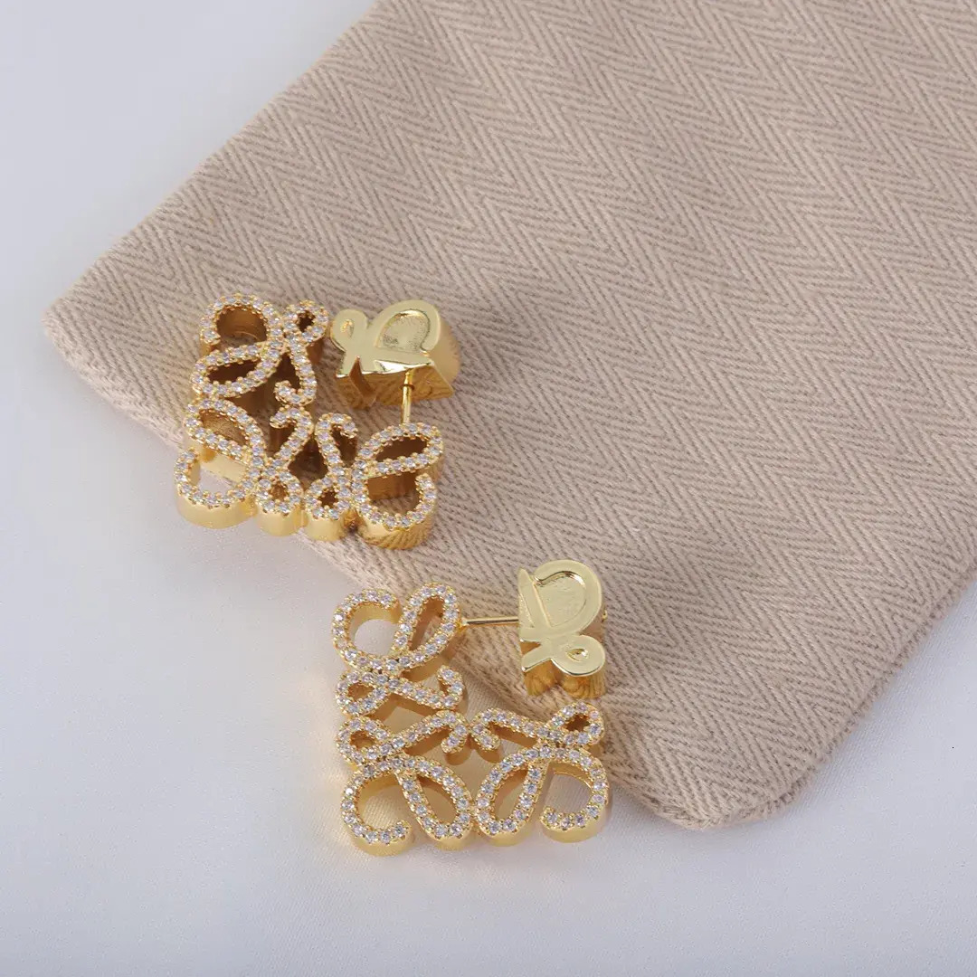 Mini Flat Stud Earring Stud Hoop Huggie 18K Gold cubic zirconia Plated Jewlery For Women Pearl Earring Wedding Party Jewerlry Earrings Designer Geom