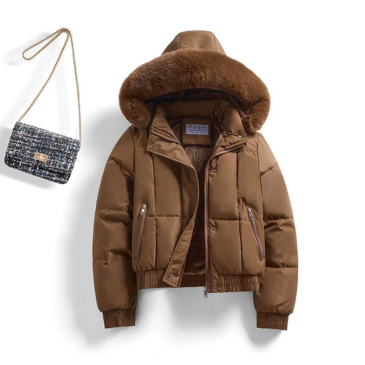 Women's Down Parkas Women's Cotton Padded Short Jacket Winter Fashion Plush Thick Youth Bread Coat Big Fur Collar Warm Casual OuterwearT26