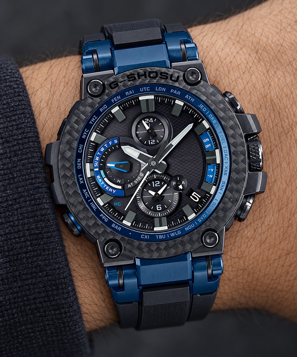 Iced Out Watch Men's Sports Quartz Watch, Stainless Steel Dial, Full-Featured, World Time, Folding Clasp, Oak Series Q4