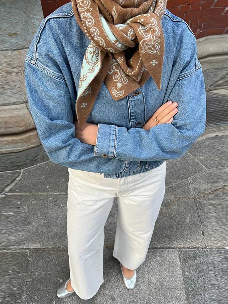 Chic Reversible Knitted Printed Scarf Women All-math Retro Contrast Headscarf Female 2026 Fashion Spring Square Cape Top Lady S26101766B9