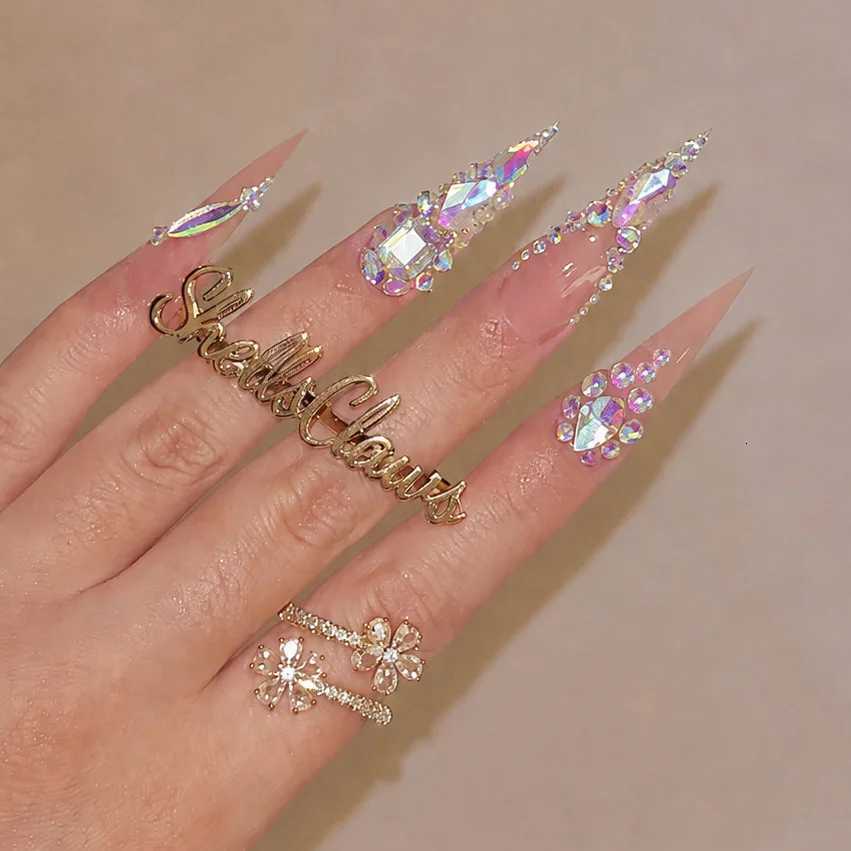 False Nails 24pcs Extra Long Point Fake Nails Rhinestone Crystal Diamonds Press On Nail Reusable Full Cover False Nail Tips For Women Q261017