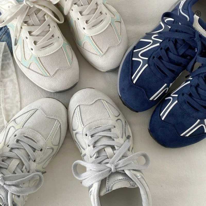 Casual Shoes Women Flat Sports Shoes 2026 Spring New Round Toe Soft Sole Anti-slip Wear-resistant Low-top Single Shoe Fashion Casual Sneakers H26101
