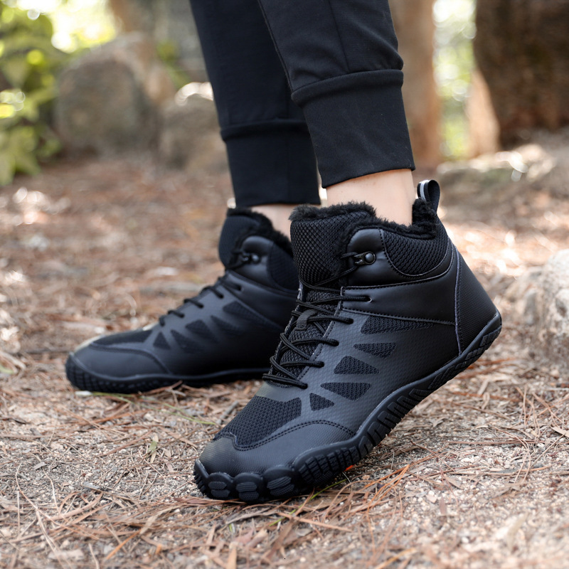 2026 new winter outdoor breathable fivetoe couple's style fleecelined cotton shoes lightweight hiking snow boots wholesale hightop
