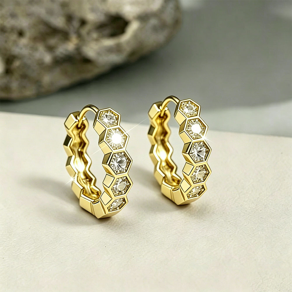 Mesikaa Stud Earrings Designer Messikaas Fashion Earring For Woman Ear Jewelry Diamond Simple And Compact Hoop Earrings Unique Design Circular Honey