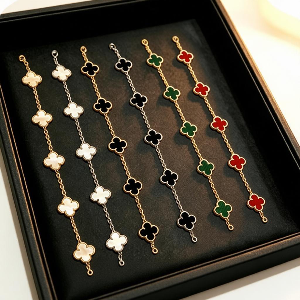 VCA Designer Jewelry Butterfly Clover Bracelet Four-Leaf Clover Women's Five-Flower Bracelet Mother-Of-Pearl Agate Straight Hair Style vanly cl