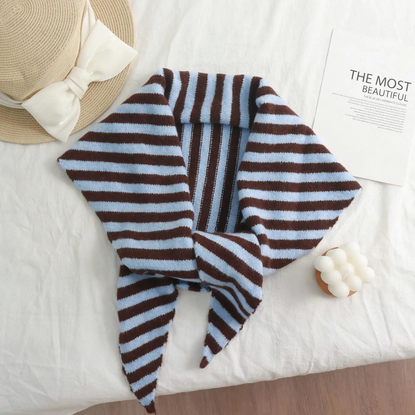 Korean Style Fashion Woolen Mixed Knit Triangular Shawl for Women Winter Warm and Coldproof Neck Scarf Trend 261017