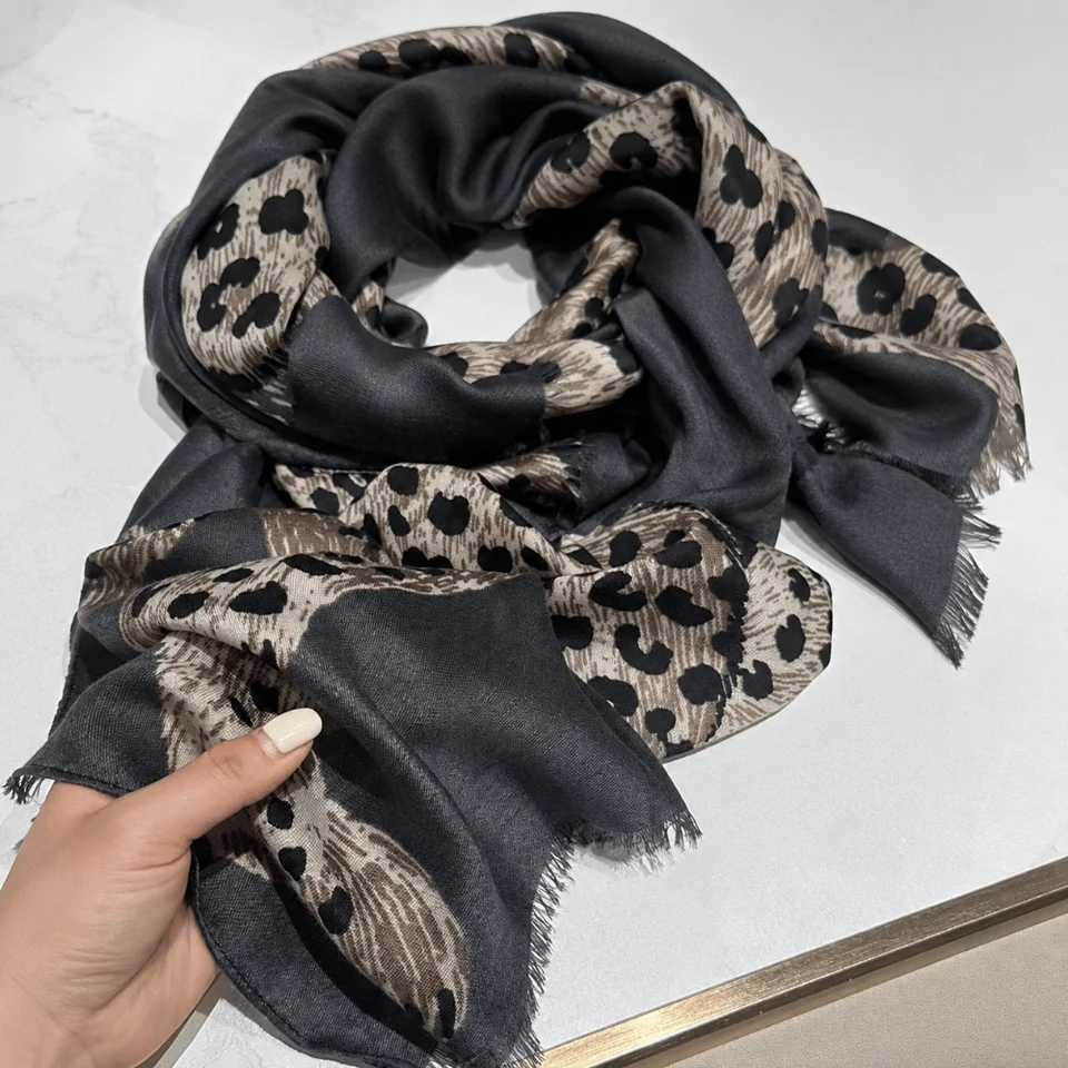 New Leopard Print Leopard Print Scarf Fringed Edge Breathable Silk Scarf High-End Texture Lightweight Fringed Shawl Head Styling S261017X0T0