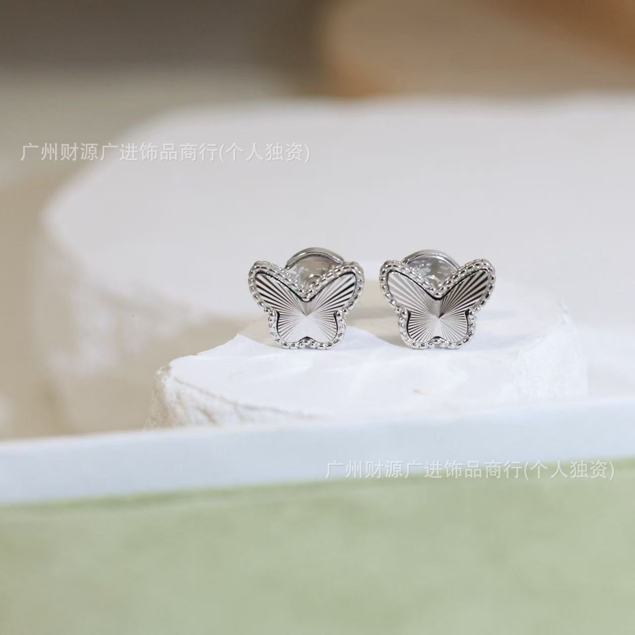 Designer Jewelry vanly sterling silver laser-cut butterfly earrings, plated with gold, new design, popular and selling well