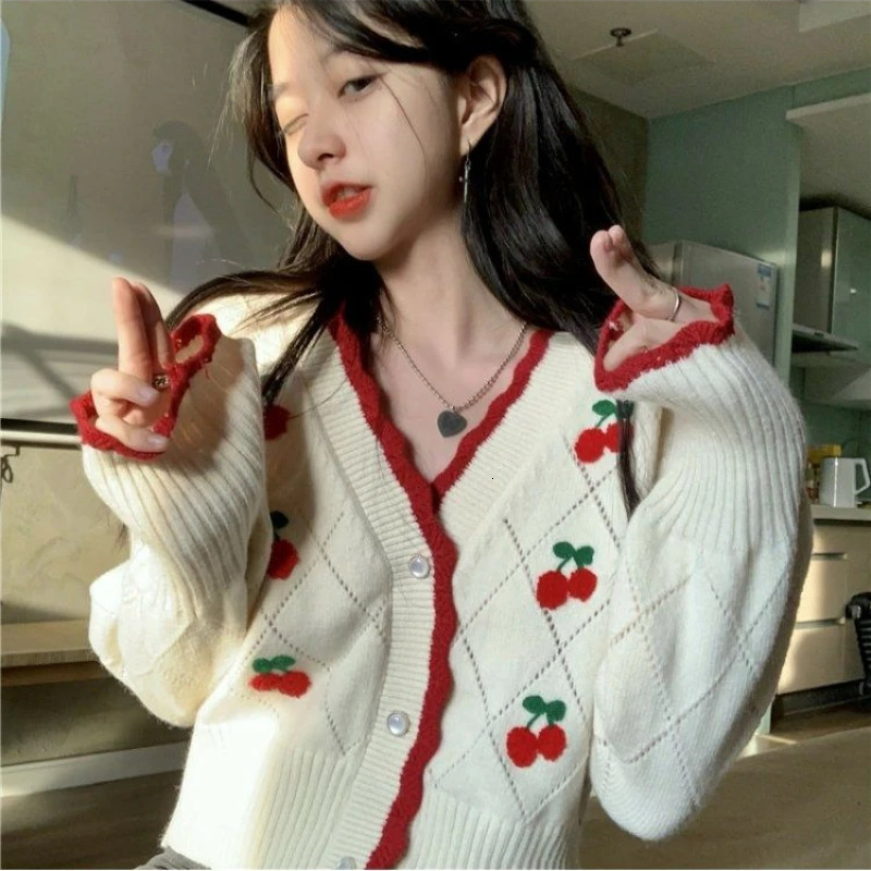 Fashion Spring Autumn V-neck Long Sleeve Knitting Cardigan Women Casual Loose Button Floral Hollow Out All-match Tops 261015