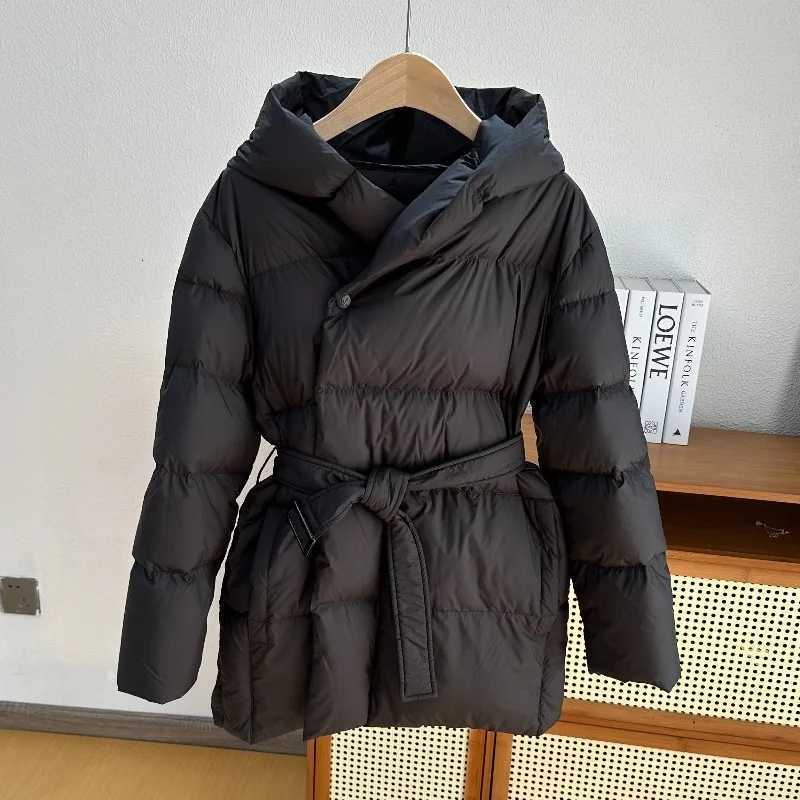 Women's Down Parkas Women's Winter Parka Coat 2026 High-grade Warm Hooded Ladies Outerweat Fashion Loose Temperament Lady Short Down Cotto