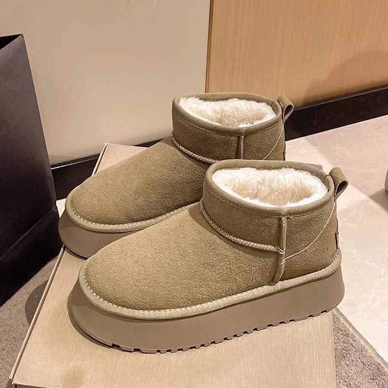 Stylish Classic Women Designer Boots Platform Anti-Slip Snow Boots Fall Winter Fur-Lined Thick Warm Cotton Boots Brown Black