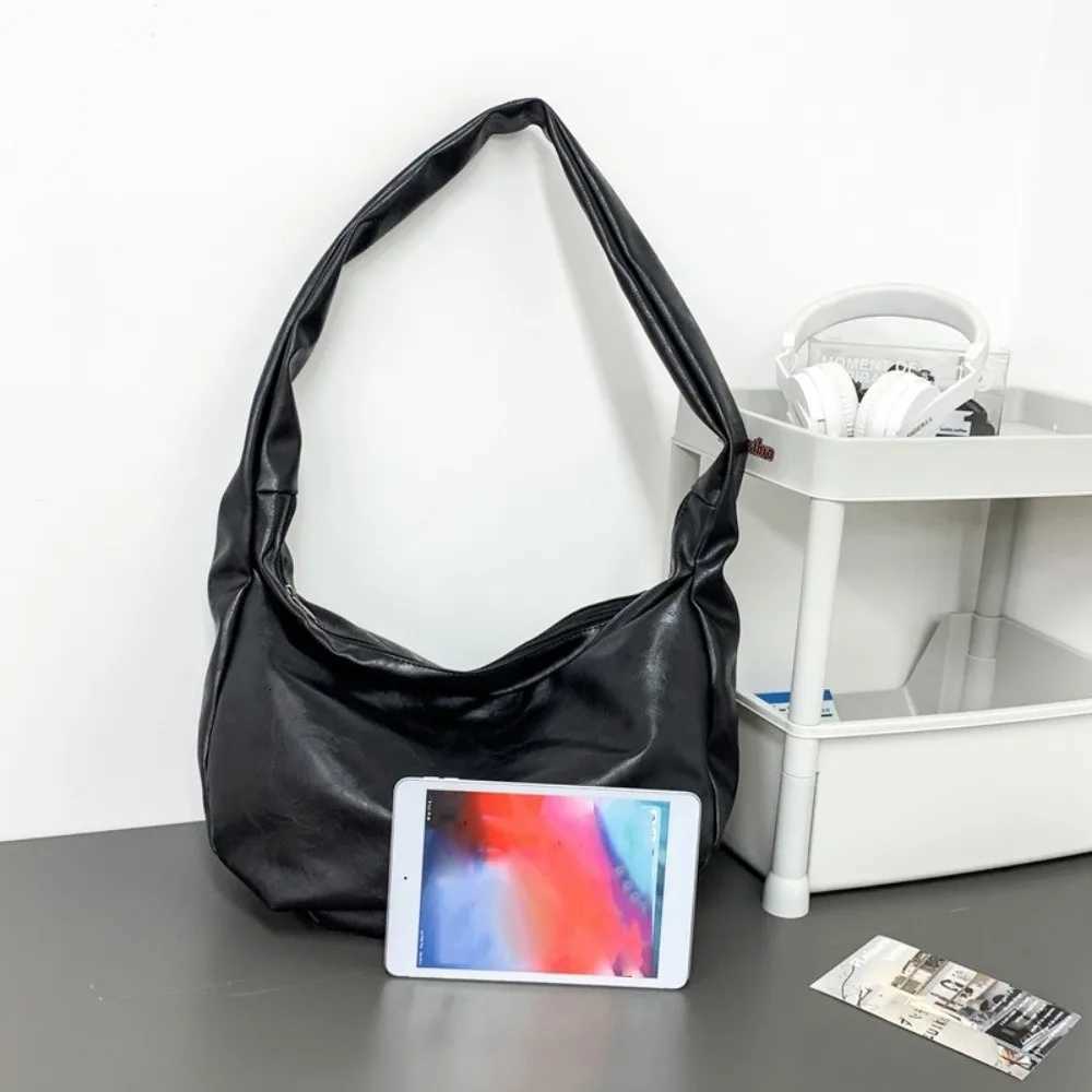 Designer Japanese Style PU Leather Totes Shoder Bag Large Capacity Mti-Functial Casual Ch Pack Cool Solid Color M Dumpling Bag J261016
