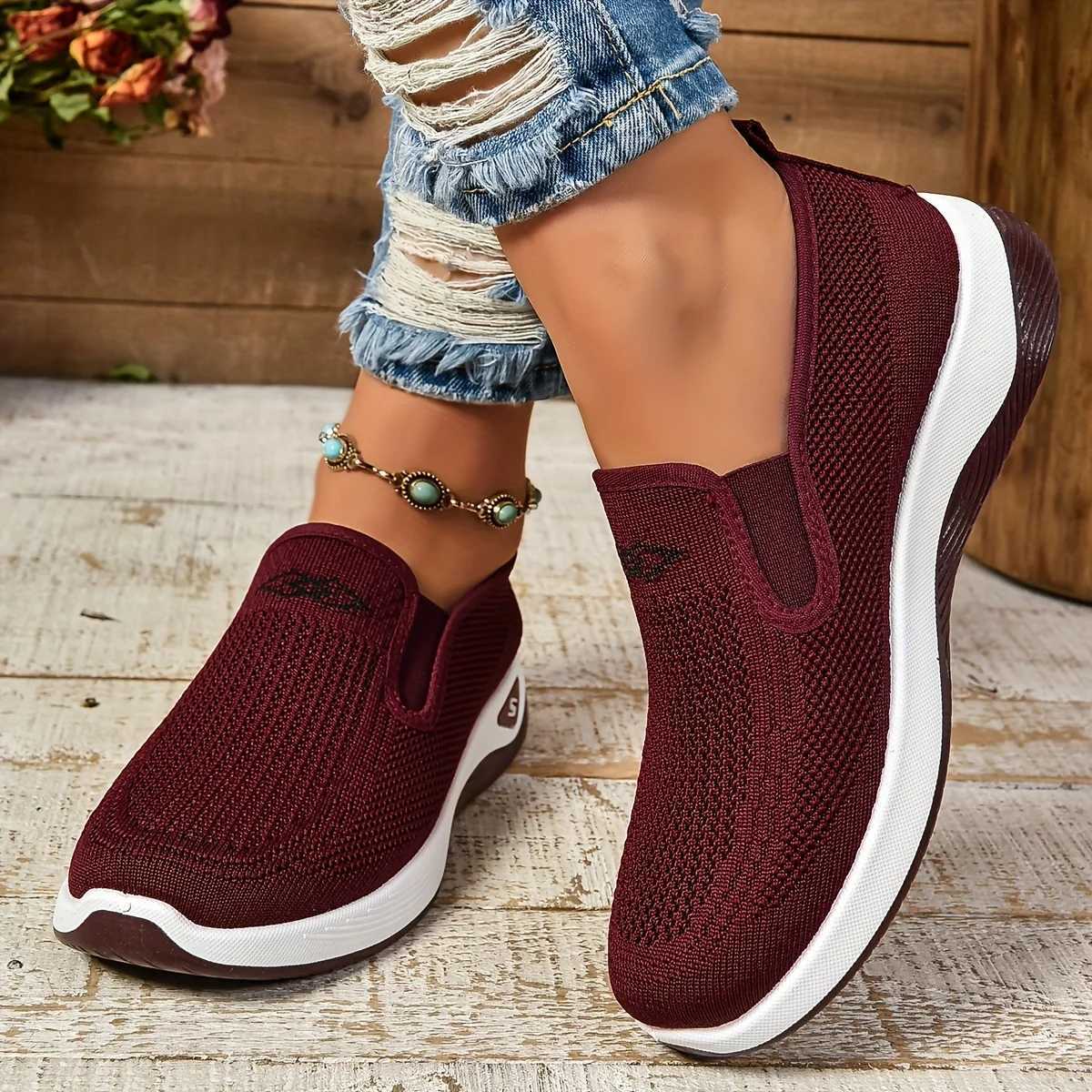 Casual Shoes Women Casual Sports Shoes Breathable Lightweight Sneakers Anti-slip Flats Outdoor Running Walking Shoes Female Vulcanized Shoes H261016
