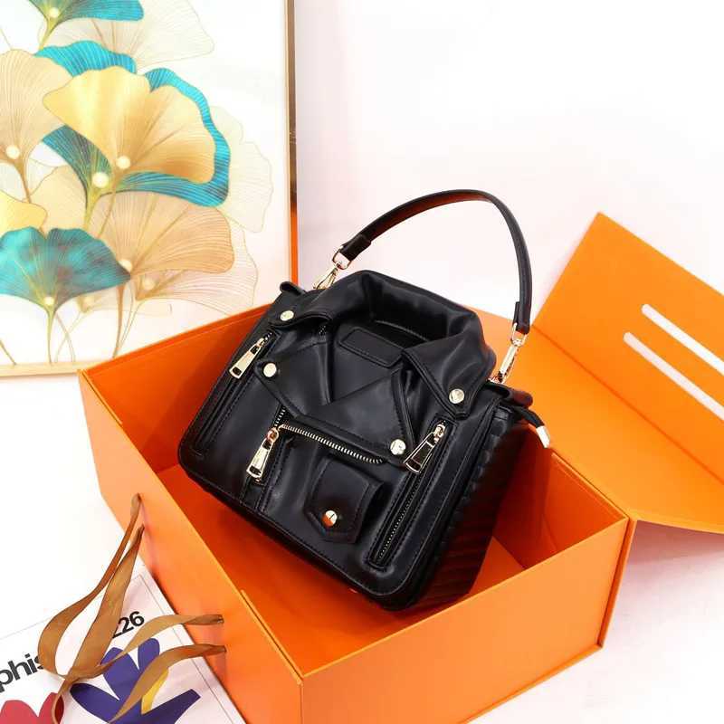 Evening Bags Totes 2025 Fashion Jacket Shape Design Handbags Designer Female Tote Bag Elegant Party Women Shoulder Bag H261016