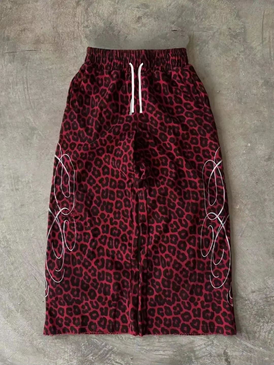 Unisex Quick Dry Straight Long Pants Hip Hop Streetwear Trousers Red Leopard Print Elastic Waist Drawstring Sports for Men Women 261013