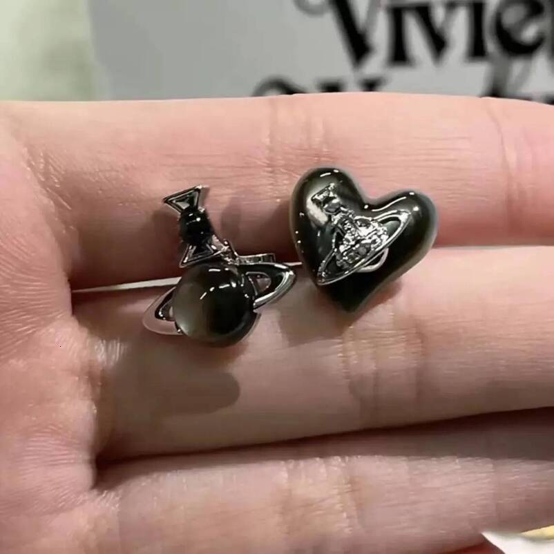 Stud Earrings Designer Love Ab Model Asymmetric Saturn Stud tiny lobe For Women Super Sparkling Punk Style Heart Shaped Earrings Set Ear z002