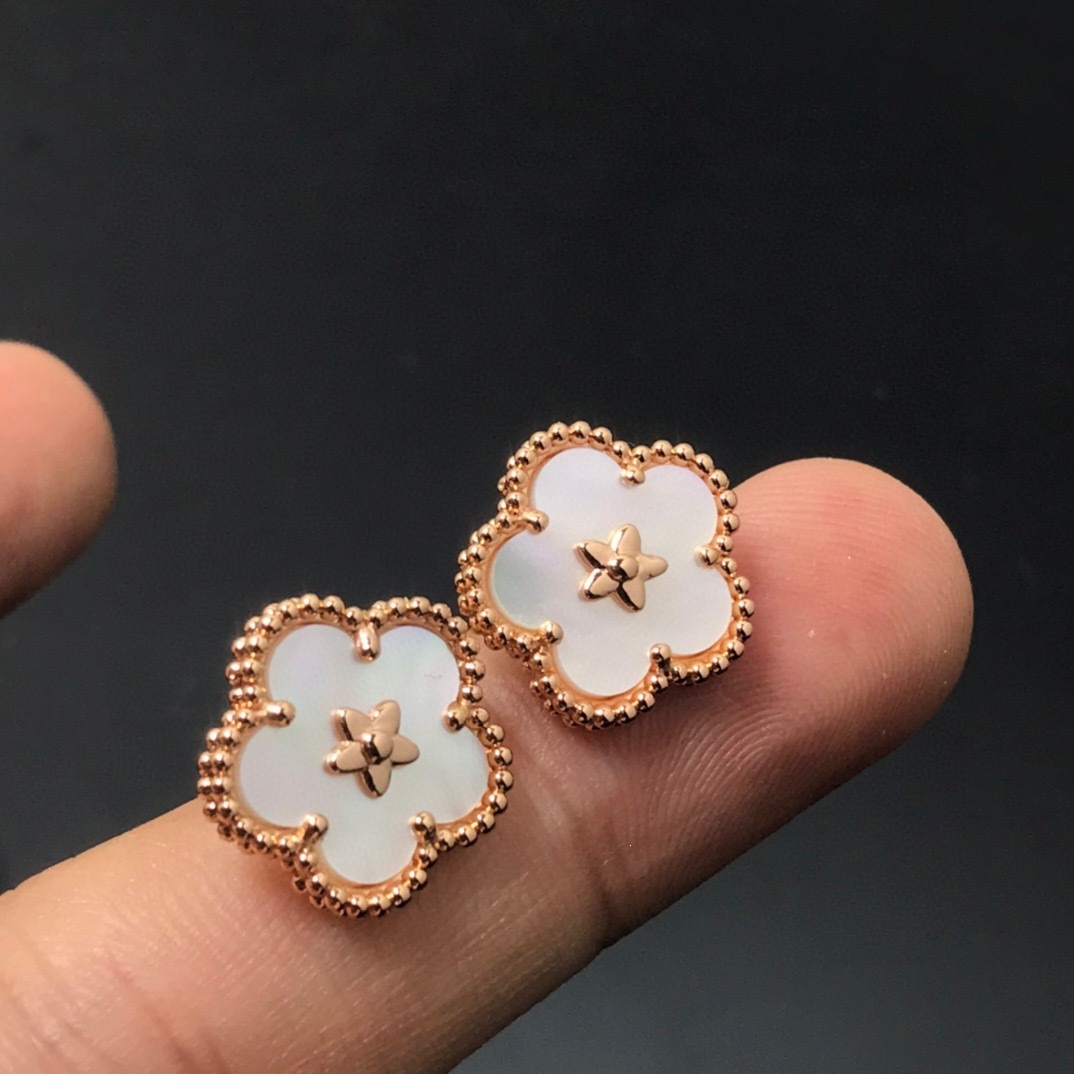 Designer Jewelry vanly Double-sided earrings, lucky plum blossom design, rose gold, V-shaped gold petals, four-leaf clover, five-petal earrings