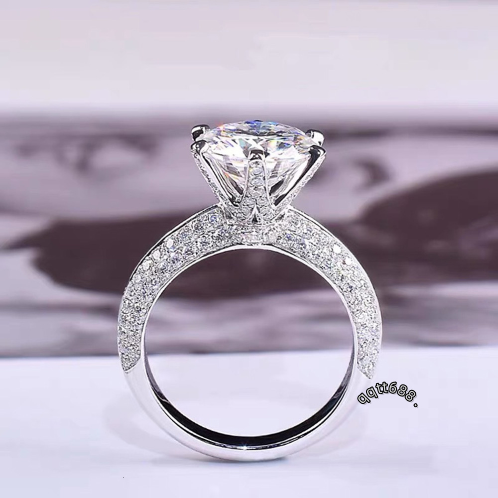 Customization 14K Handmade Iced Out Luxurious 2.0 ct Moissanite White Gold Wedding Ring Women Jewelry